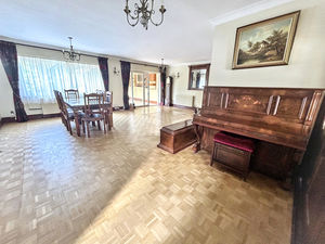 Photo 14- click for photo gallery